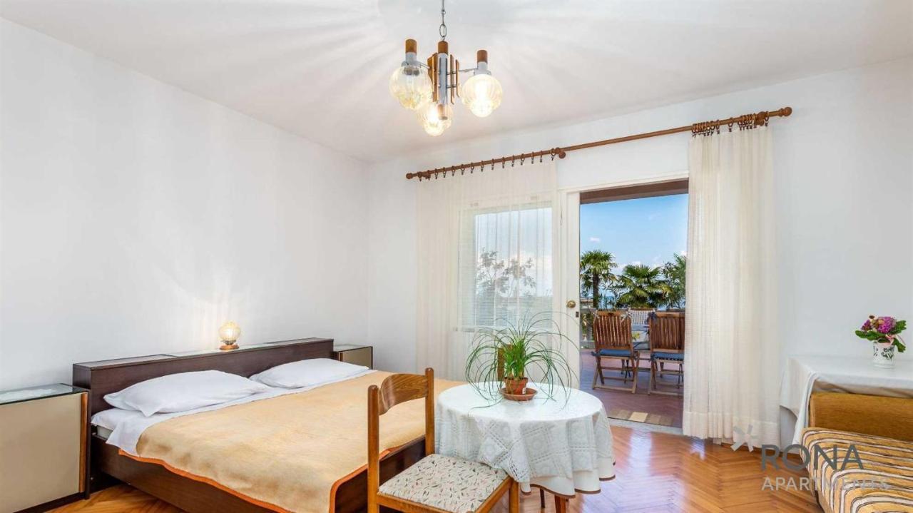 Rona Apartments Ani Ičići Eksteriør bilde