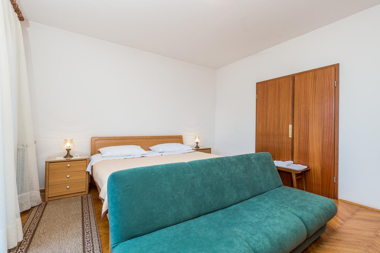 Rona Apartments Ani Ičići Eksteriør bilde